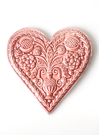 Изображение Панно на стену Сердце керамическое, с гранатами 