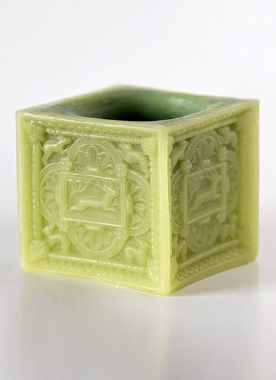 Изображение Свечи  Свеча Трагхаймский олень, салатовый