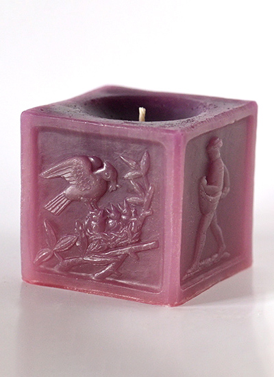 Изображение Свечи  Свеча Четыре хаусмарки, фиолетовая