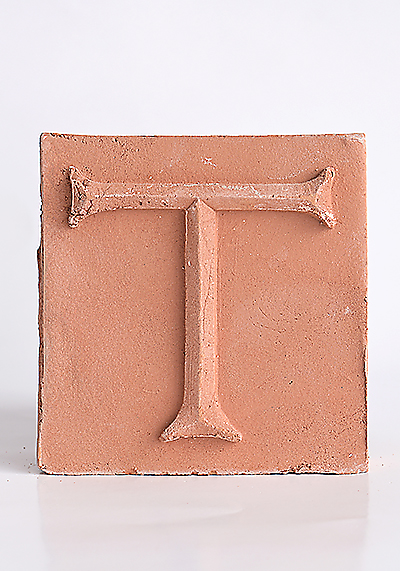 Изображение Плиточный алфавит Литера «T», малая терракотовая