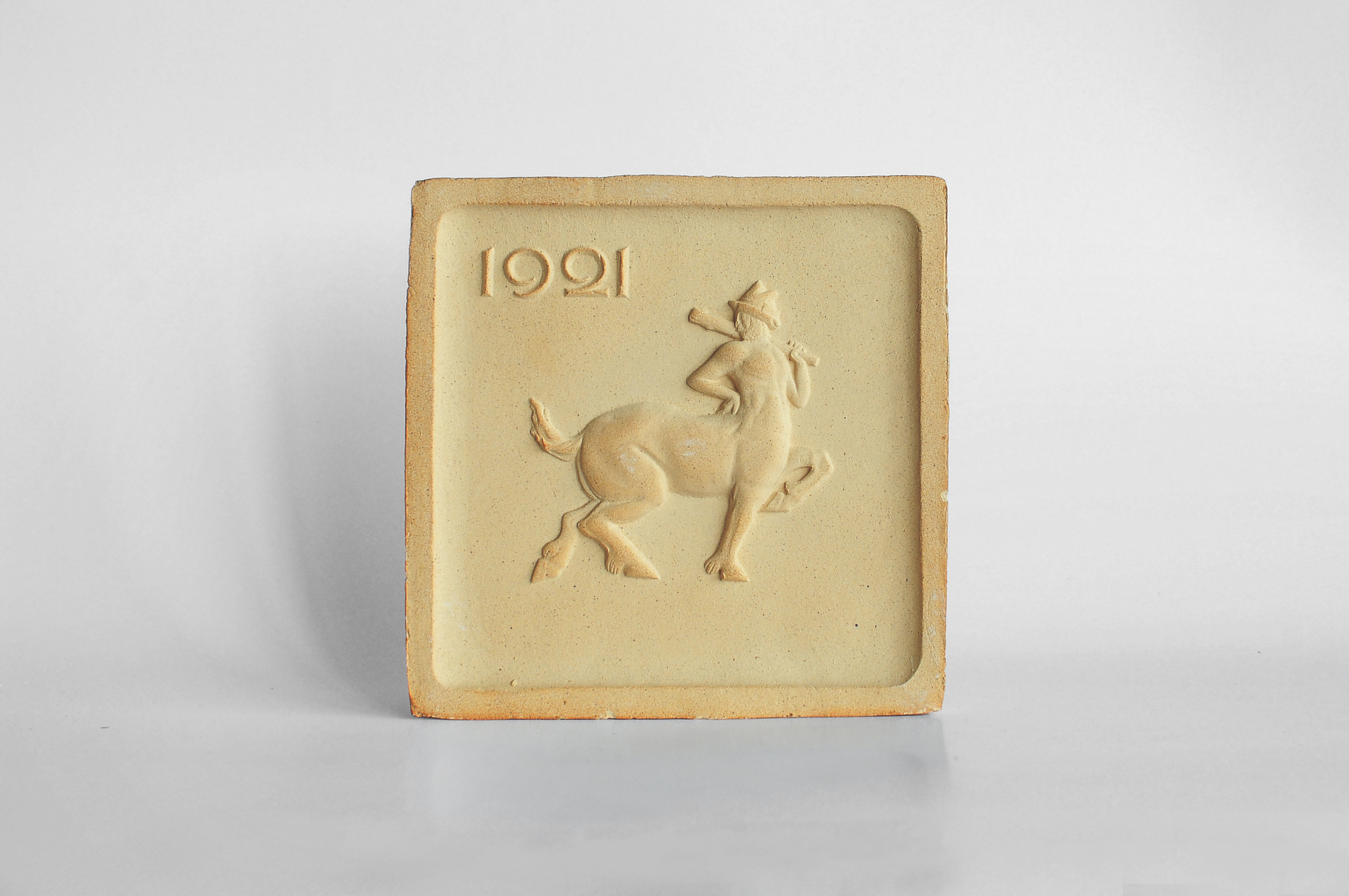 Изображение Хаусмарки Хаусмарка Кентавр, римский кирпич