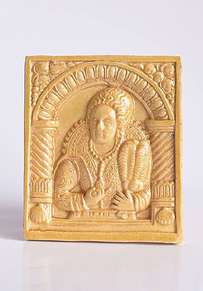 Изображение Изразцы Изразец Баронесса Амалинауэская, жёлтый